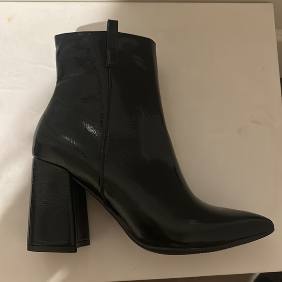 Nasty Gal Patent Leather Pointed Toe Ankle Boots - Picture 7 of 16